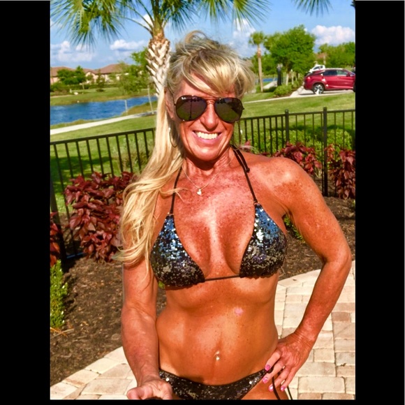 POSH AMBASSADOR - Picture 3 of 16